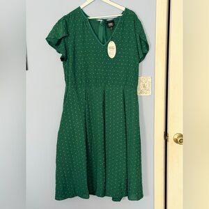 Unique Vintage Emerald Green Midi Swing Dress